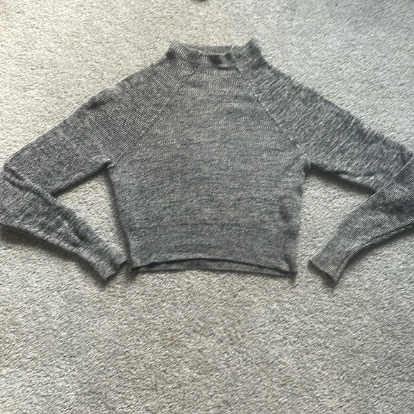 Free people XS gray sweater - Picture 4 of 6